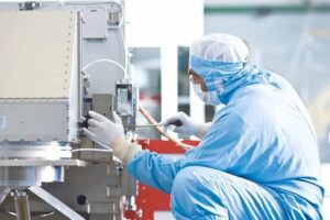Rusia tiene espías dentro de ASML. Uno de ellos ha sido detenido y forma parte del plan de los 7 nm en 2028