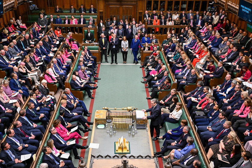Reino Unido realizó el mayor experimento de jornada laboral de cuatro días. No solo salió bien, ahora quieren convertirlo en ley