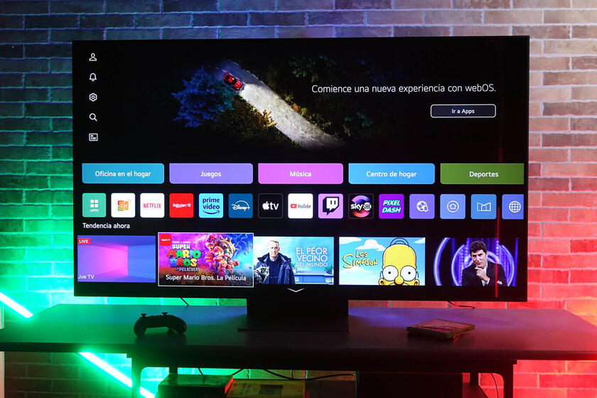 Cómo configurar a tu abuelo la televisión inteligente que le vas a regalar estas Navidades