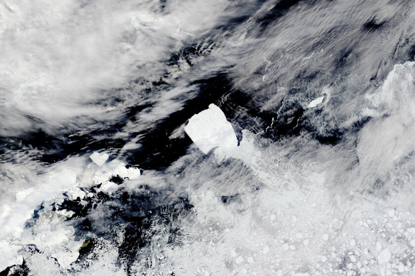 Un iceberg del tamaño de Mallorca llevaba meses atrapado en una corriente giratoria. Ahora acaba de reemprender su marcha