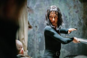 Llega a Netflix México una trepidante historia de redención y venganza que reúne a Michael Keaton y Samuel L. Jackson en una intrigante cinta de acción