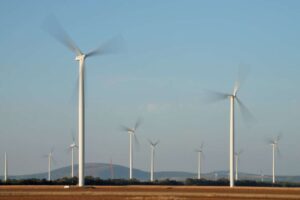 Albacete desmontará 139 aerogeneradores y dejará 22. Piensan producir un 30% más de energía