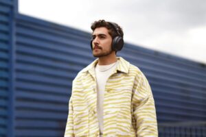 Buscaba unos auriculares de diadema cómodos, con buen sonido y autonomía de sobra. Los acabo de encontrar en Fnac