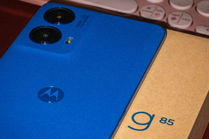 Si necesitas cambiar de móvil, te recomiendo apuntar este Motorola en tu carta a los Reyes Magos