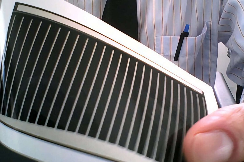 Ya existían los paneles solares flexibles. Japón acaba de inventar unos que se pueden estirar sin agrietarse