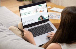 Banesco amplía su servicio de remesas con RIA