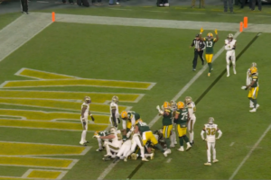 Packers aplastan a los Saints y aseguran su lugar en 'playoffs'