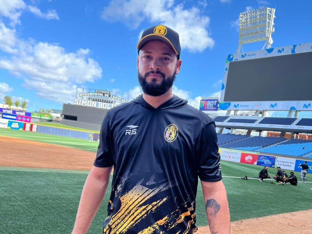 Jesús Reyes regresó a Venezuela con Leones