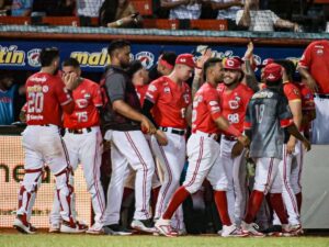 Cardenales no tuvo piedad ante Leones
