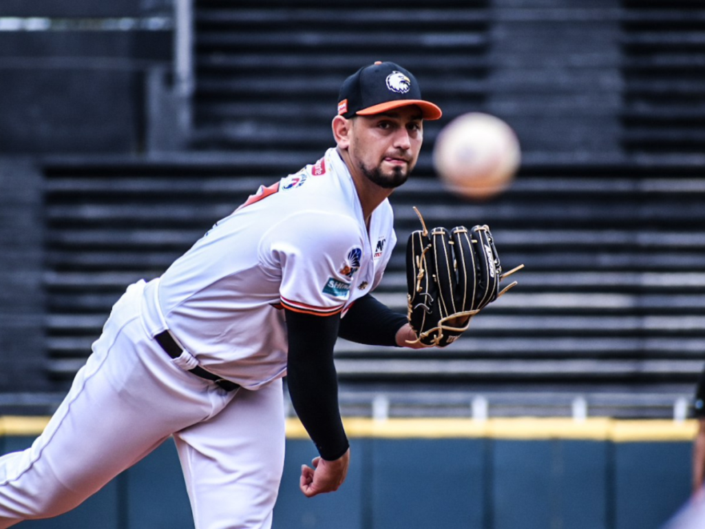 Mario Sanchez apagó la ofensiva de Leones