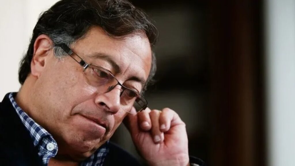 "La democracia es el proyecto de Bolívar, no la dictadura"