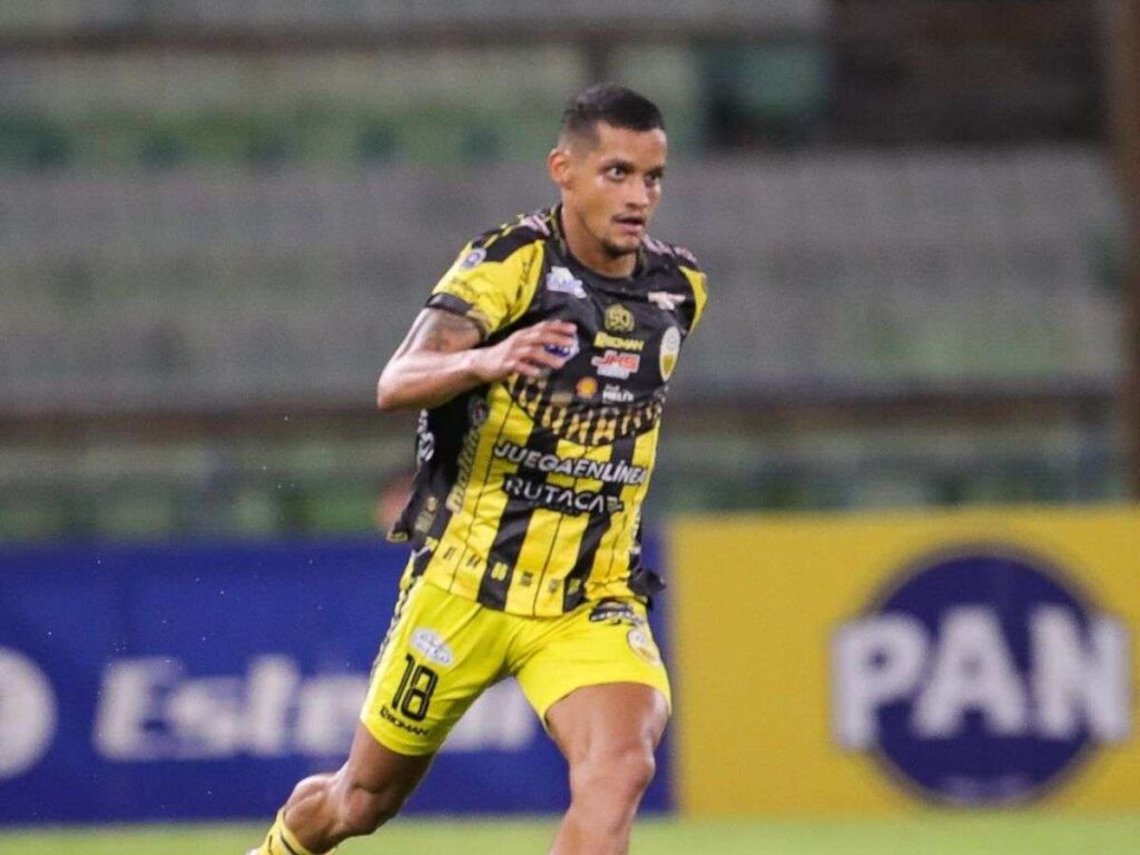 Roberto Rosales se pierde la vuelta ante Carabobo