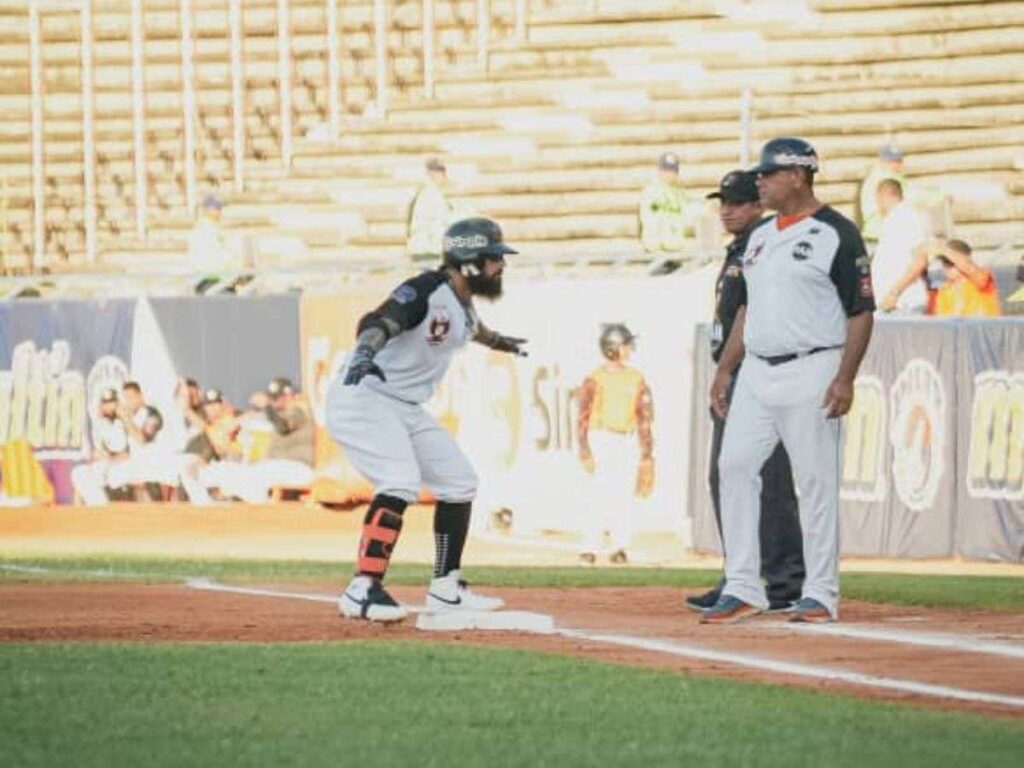 Águilas se llevó la serie ante Leones en Maracaibo