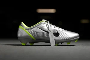 Vuelven los Nike mercurial R9, pero con un cambio