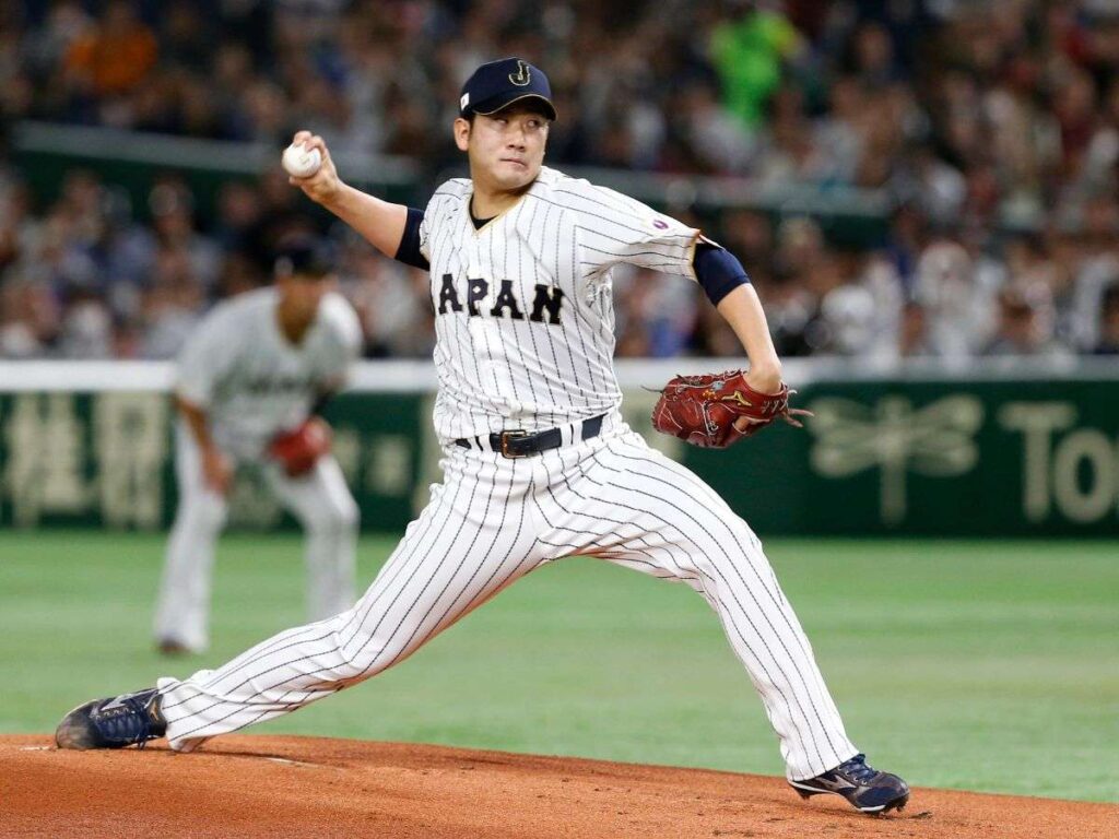 Tomoyuki Sugano acordó con Baltimore