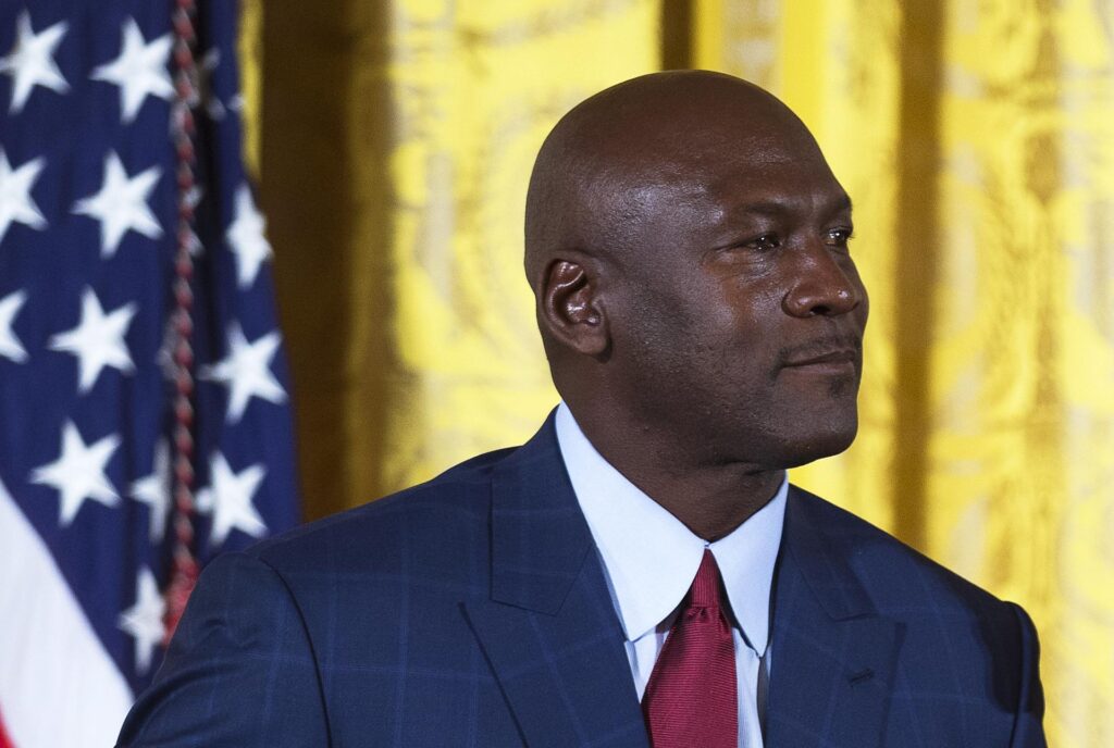 VIDEO Michael Jordan, el deportista que revolucionó al deporte