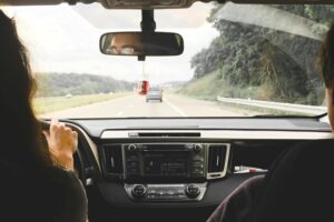 qué autos pueden circular y cuáles descansan el 8 de marzo