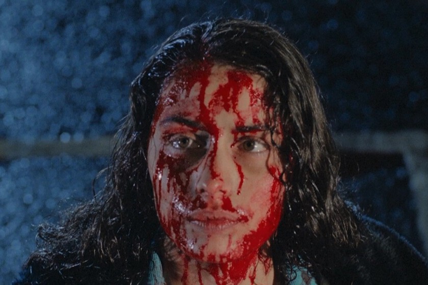si 'La sustancia' te cautivó, asómate a esta visceral pieza de horror francés en Netflix