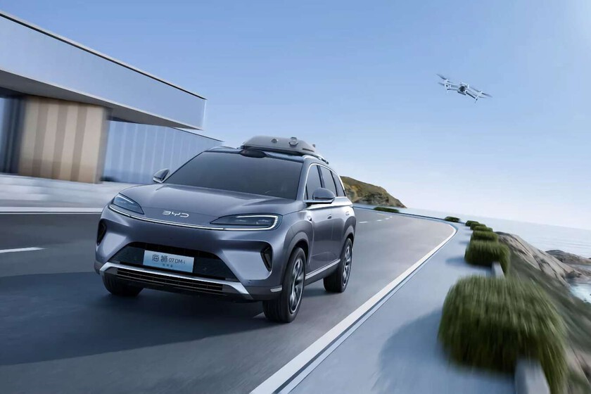 un coche capaz de lanzar un dron sin que sepamos muy bien para qué