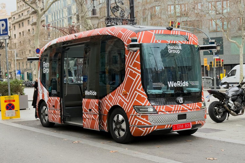 Me he subido al primer autobús autónomo que funciona por Barcelona. No he notado ninguna diferencia con uno normal