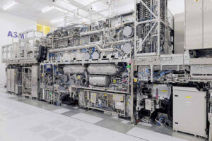 Dentro de las máquinas de fabricación de chips más avanzadas se produce algo increíble: pequeñas supernovas
