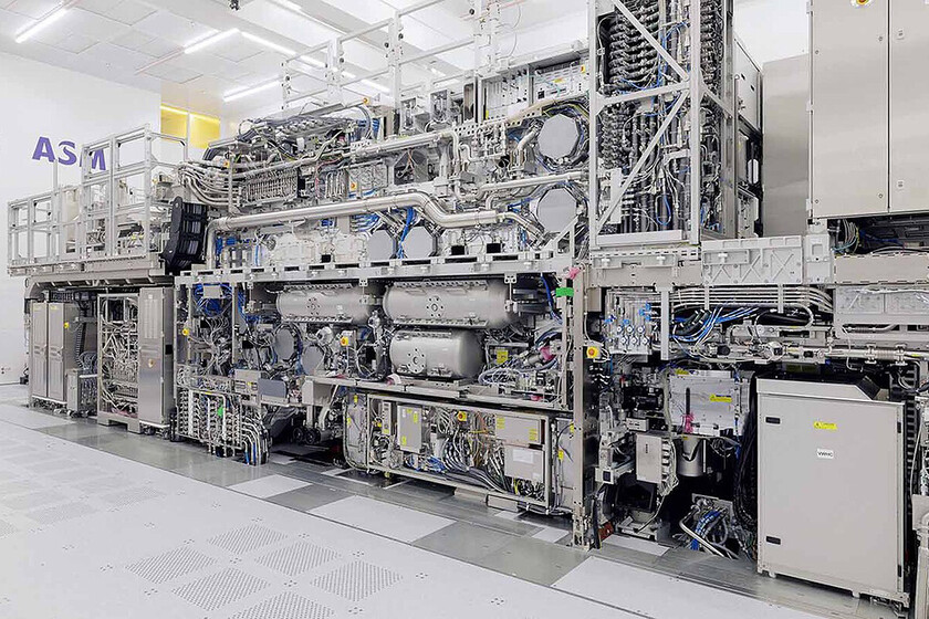 Dentro de las máquinas de fabricación de chips más avanzadas se produce algo increíble: pequeñas supernovas