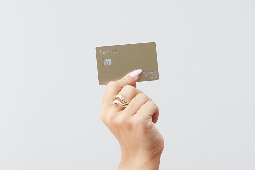 Revolut está haciendo en la banca lo mismo que Netflix en entretenimiento o Amazon en retail: conquistar desde los márgenes