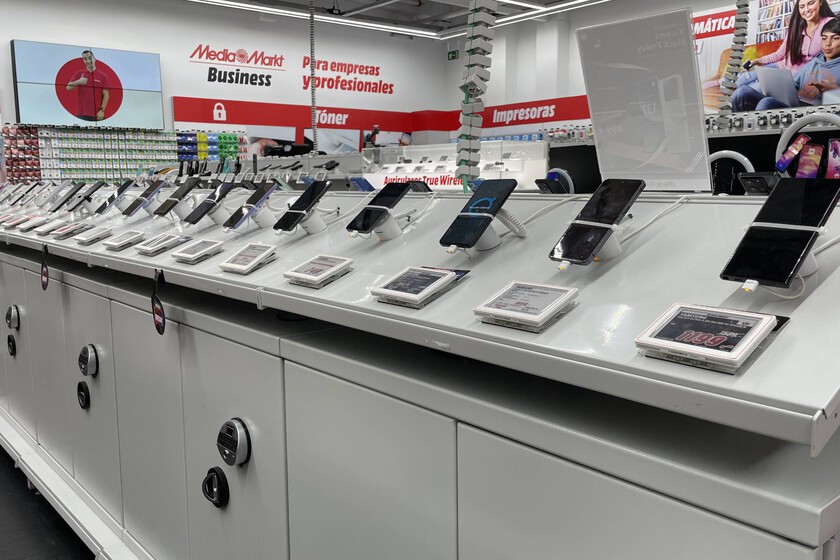 No tenía pensado comprarme nunca un móvil de 1 TB, pero esta oferta del outlet de MediaMarkt para el Xiaomi 14T Pro es tentadora