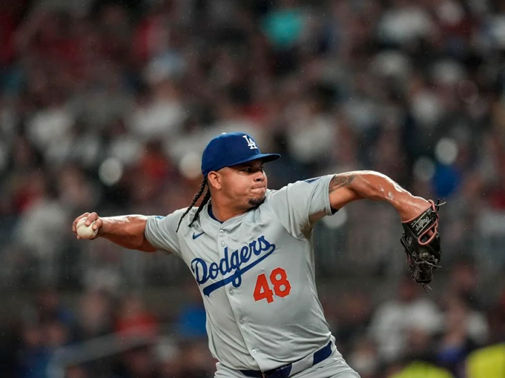 Brusdar Graterol enviado a lista de lesionados de Dodgers