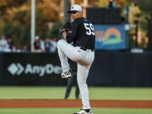 Carlos Carrasco sigue sólido en la primavera