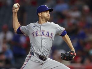 Jacob deGrom debuta en la primavera con victoria
