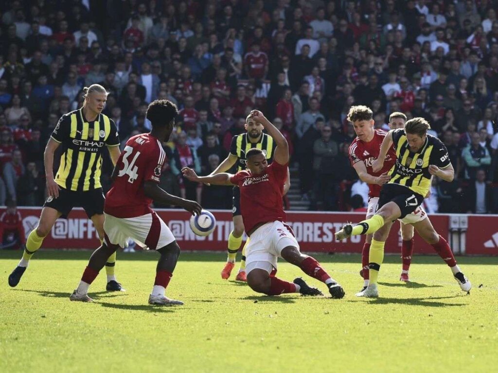 Manchester City recibe un duro golpe del Nottingham Forest