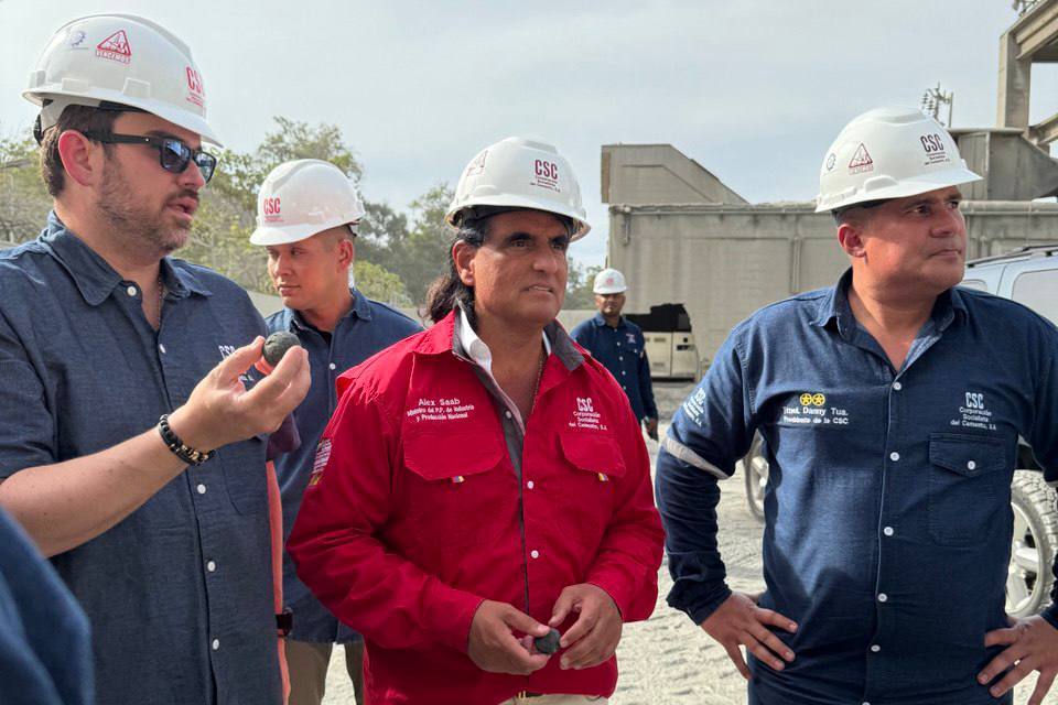 Venezuela exporta más de 15 mil toneladas de cemento cumpliendo con el Plan de Independencia Productiva Absoluta
