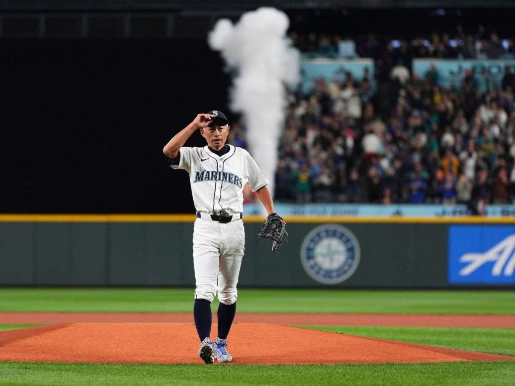 Ichiro fue homenajeado en Seattle por el Opening Day