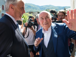 Blatter y Platini vuelven a juicio en Suiza