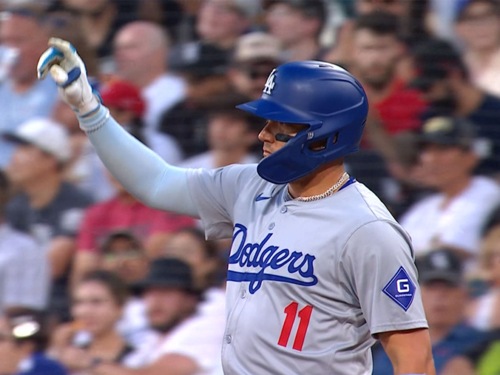 Miguel Rojas contribuyó al triunfo de los Dodgers