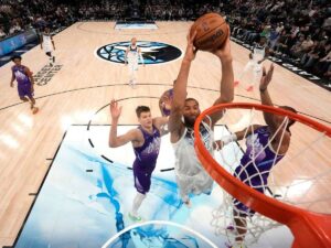Timberwolves extienden su racha a ocho triunfos