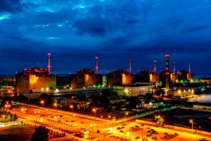 La mayor central nuclear de Europa lleva años cerrada por la guerra en Ucrania. Ahora Estados Unidos la quiere reabrir