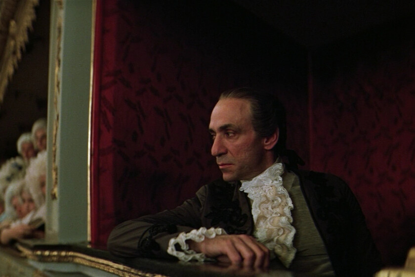 ‘Amadeus’ sigue siendo mucho más moderna y alucinante que la mayoría de biopics con ambiciones de Oscars