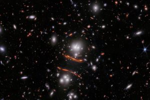 El universo se está volviendo más caótico y no sabemos por qué. La principal sospechosa es la energía oscura