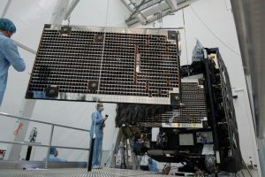 Poner paneles solares en el espacio nunca ha sido rentable, pero hay algo que motiva el interés actual: su uso militar