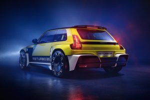 comprar el nuevo Renault 5 Turbo eléctrico o un Porsche 911