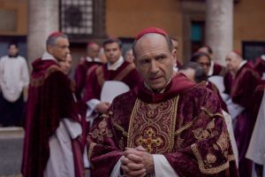 en la gran pantalla. La película vuelve a los cines tras la muerte del papa