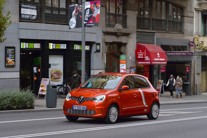 Renault pide copiar a Japón y fabricar "coches pequeños que la gente pueda comprar". Lo cierto es que no los queremos