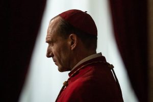 El éxito de 'Cónclave' en las salas de cine parecía cosa del pasado. Hasta que se murió el Papa