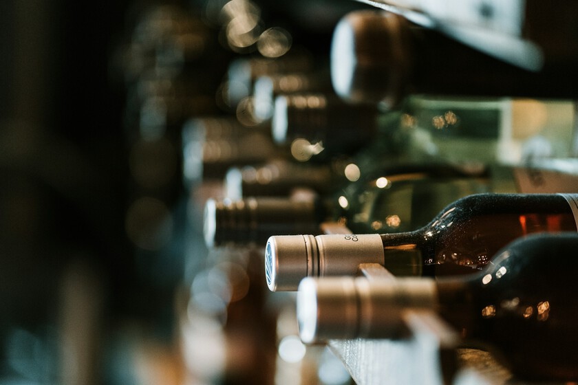 Los "químicos eternos" están ya por todas partes. Y eso incluye uno de nuestros lugares favoritos: el vino español
