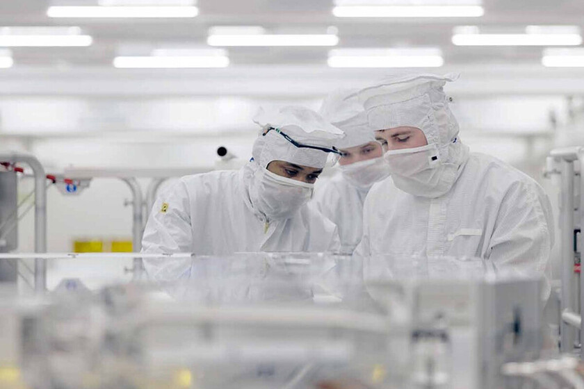 Intel tiene un nuevo 'roadmap'. Y desvela por qué su futuro está en las manos de las litografías 18A y 14A