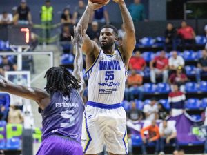 Marinos barrió a Spartans - Líder en deportes