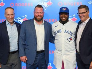 Toronto y Vladimir Guerrero Jr. hicieron oficial su contrato