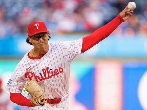 Jesús Luzardo sin decisión en triunfo de Philadelphia